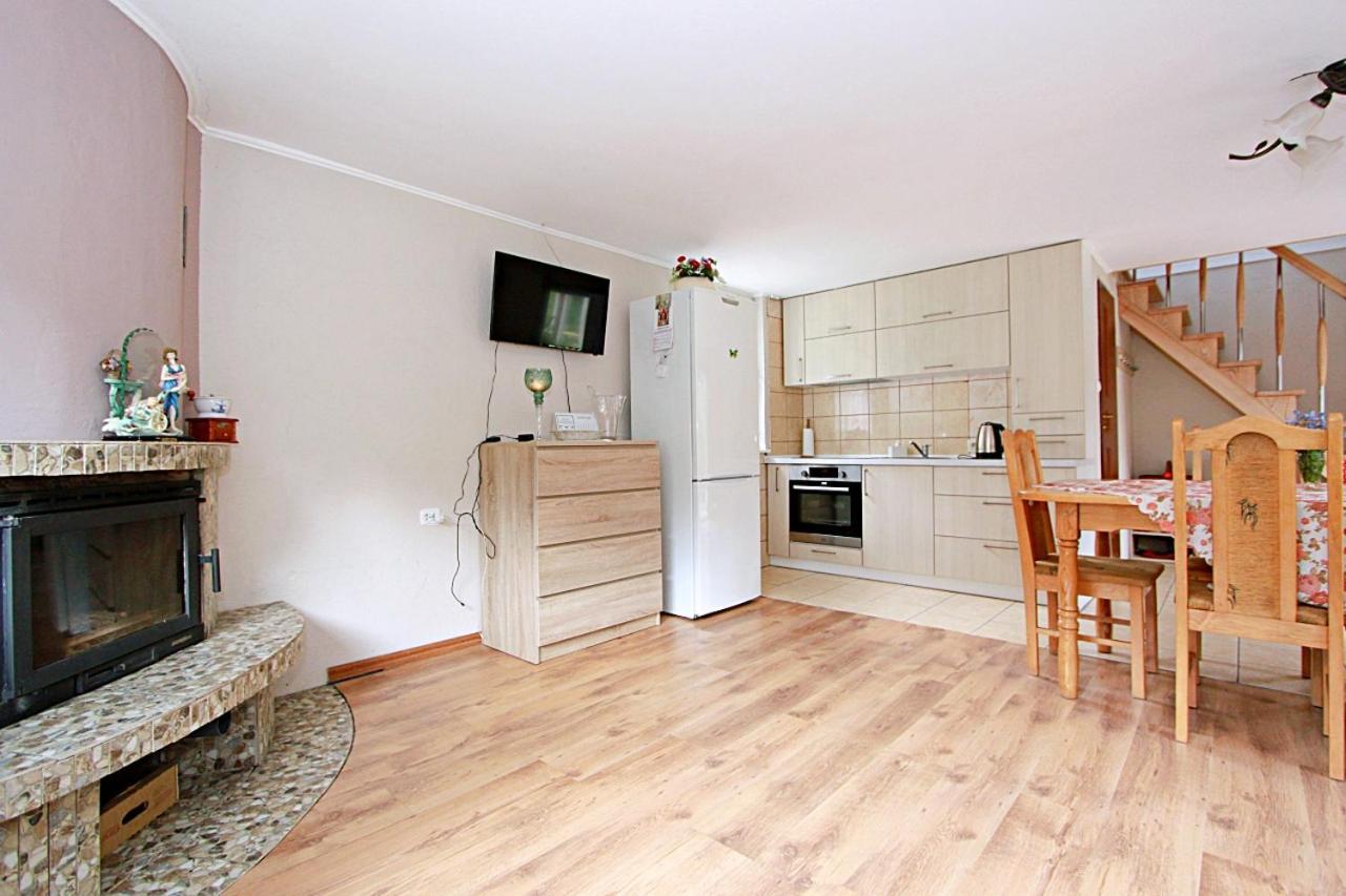 Domki Wczasowe Mazury - Ferienhaus Masuren - Do 12 Osob - Idealny Dla Grup Dluzek Kültér fotó