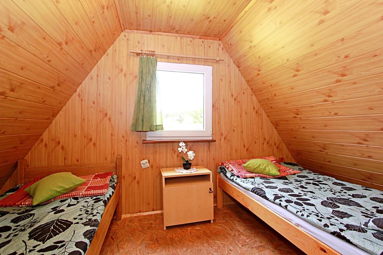 Domki Wczasowe Mazury - Ferienhaus Masuren - Do 12 Osob - Idealny Dla Grup Dluzek Kültér fotó