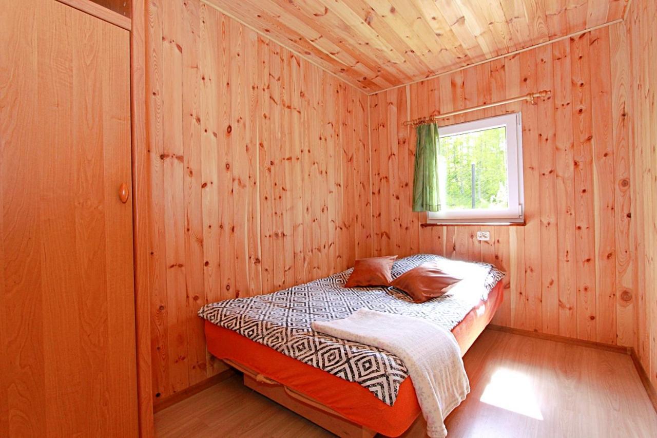 Domki Wczasowe Mazury - Ferienhaus Masuren - Do 12 Osob - Idealny Dla Grup Dluzek Kültér fotó